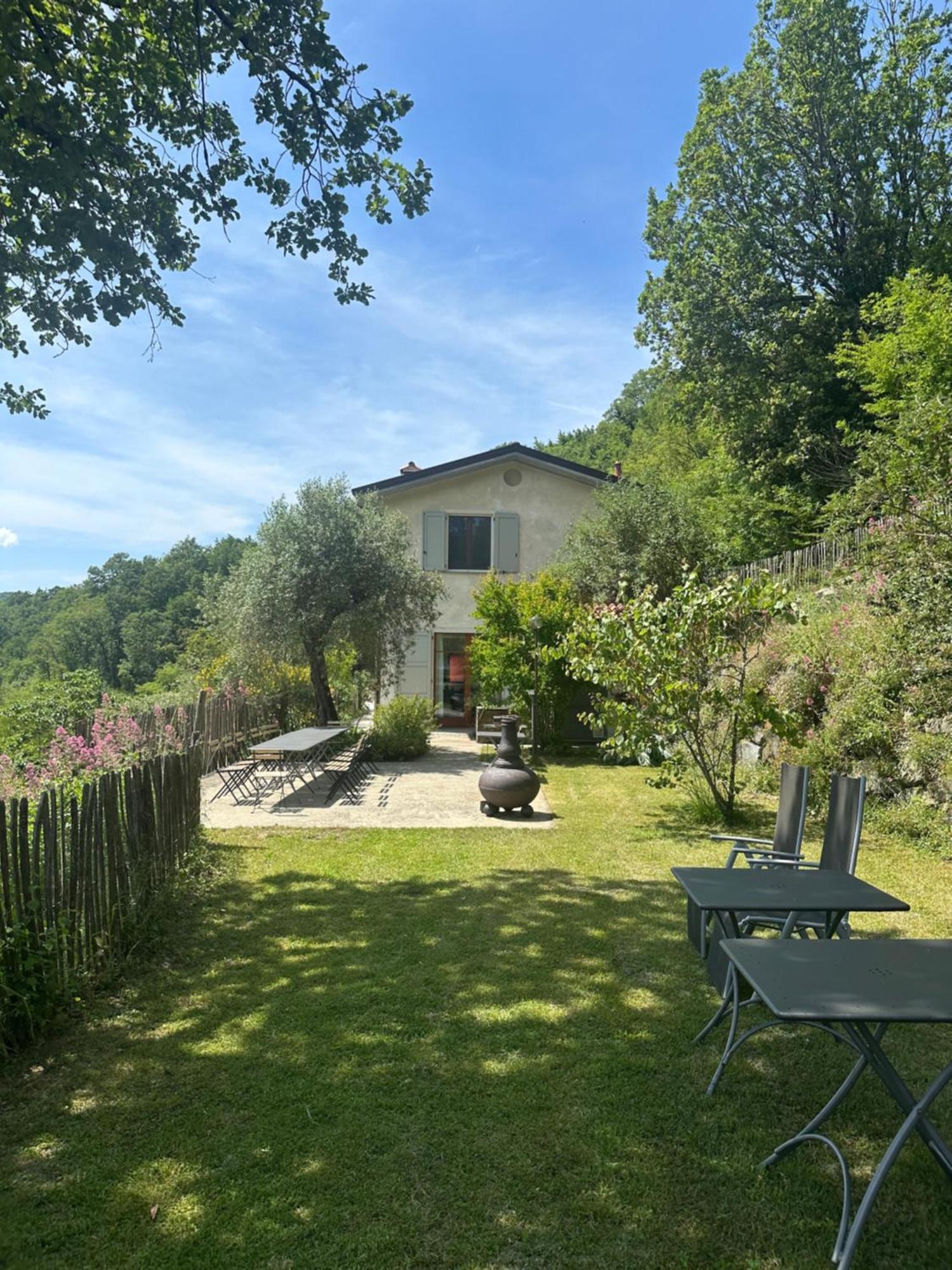 Collina Di Sopra Villa Tresana ภายนอก รูปภาพ